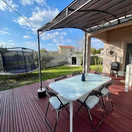 L'escapade Ardechoise Holiday home *